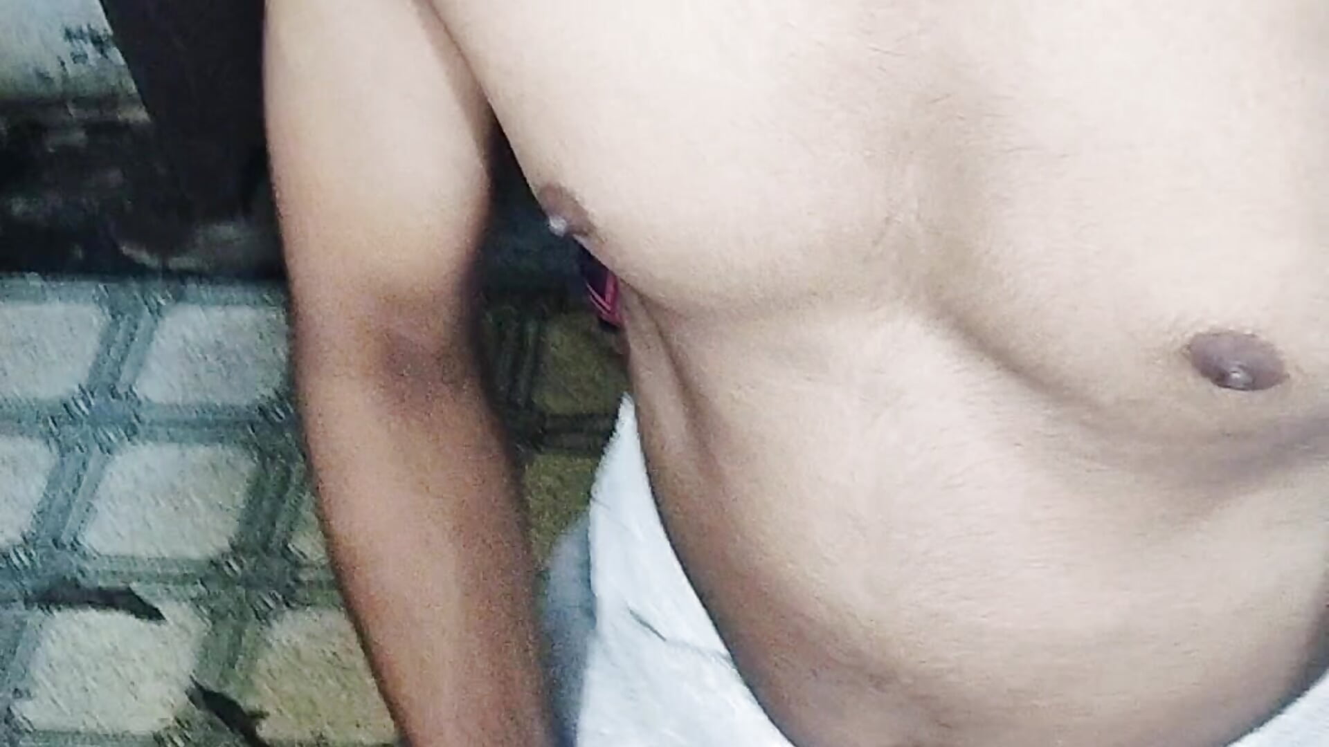 Full nude dick show in towel 🥵🥵🥵