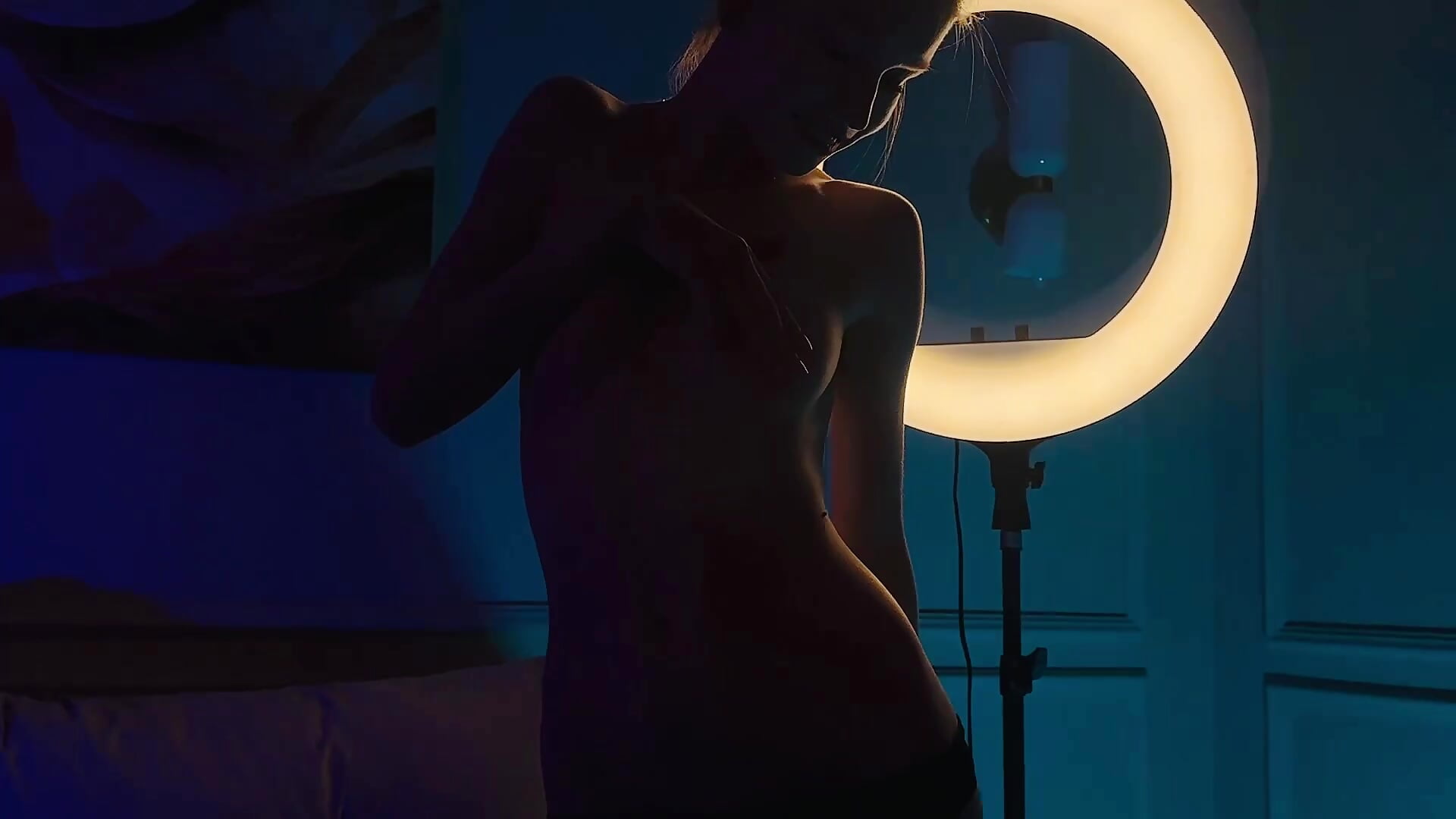 erotic art parties - video di ZoeNymph modella di cam
