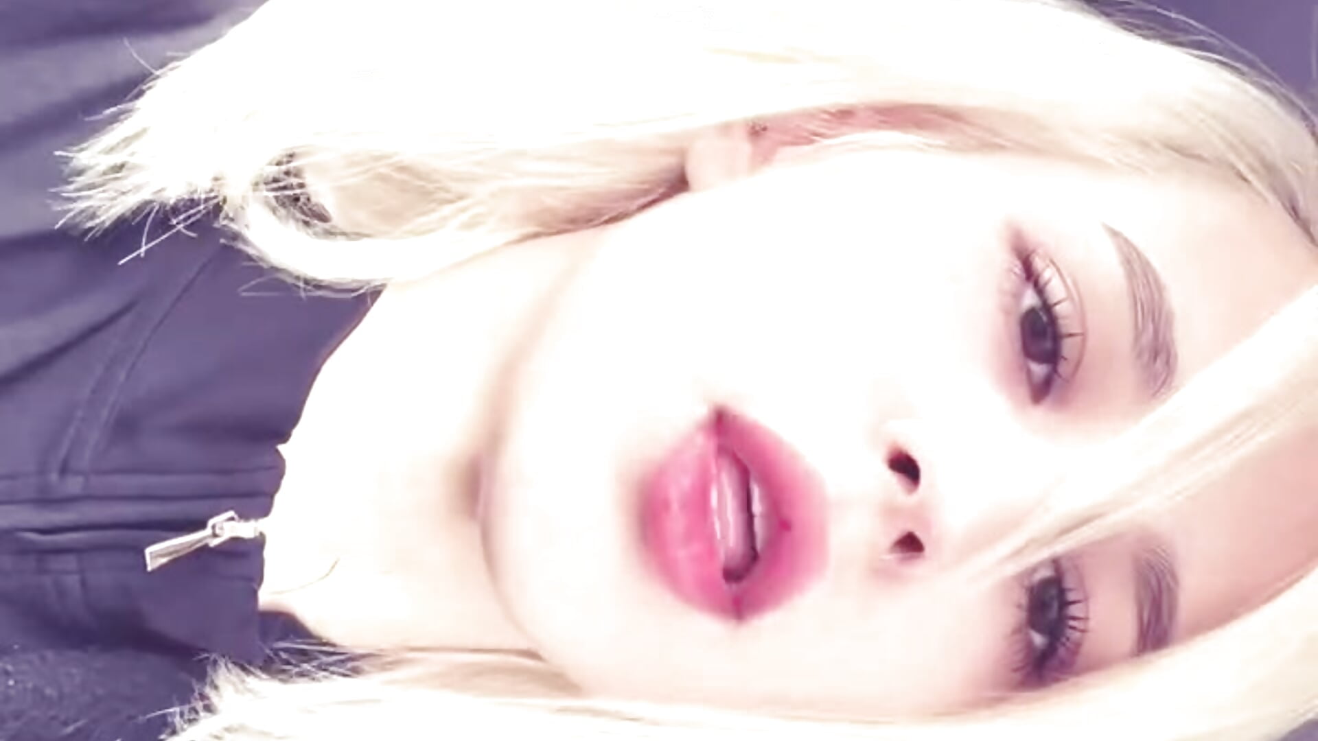 I love singing in the car - SharlaScottone adlı kamera modelinin videosu