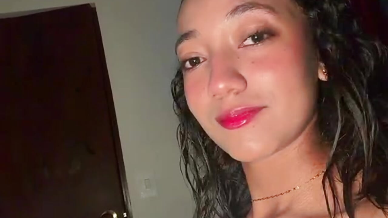 HI 💕 - video by Elara_v
