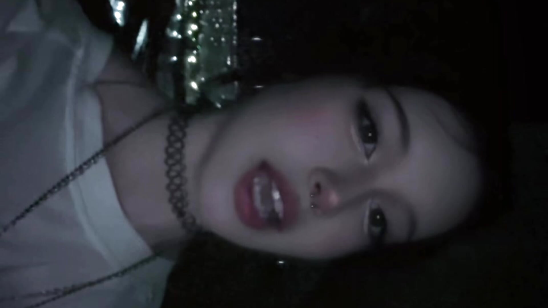 Princess - video của người mẫu cam VoicingSeam