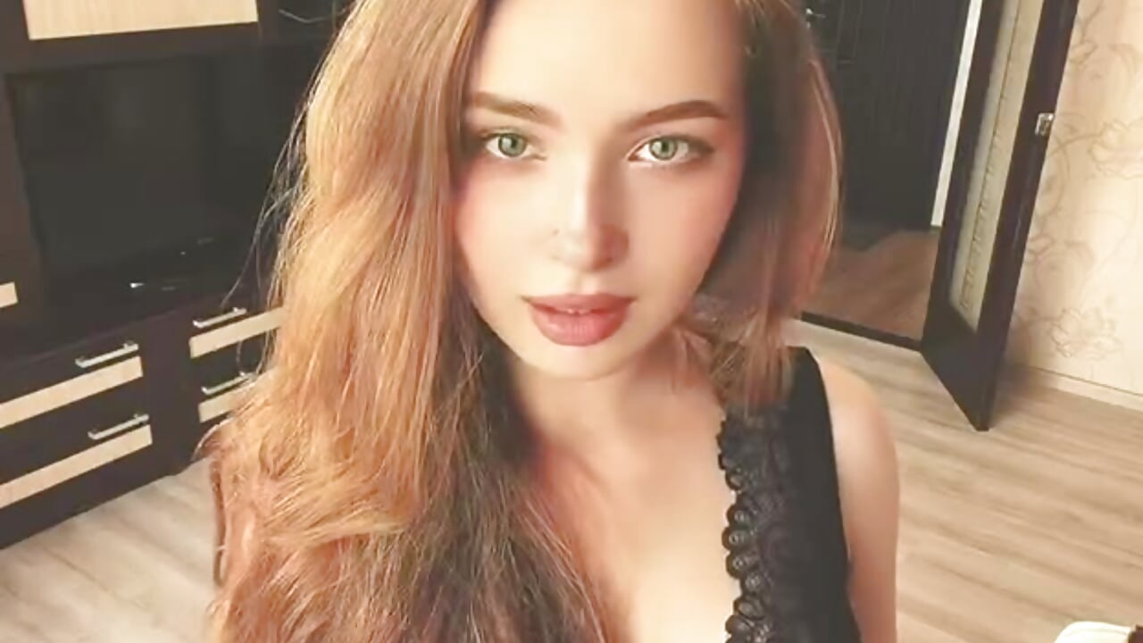 My first video here🎀 - Vídeo de DamarisRobair, modelo de vídeos