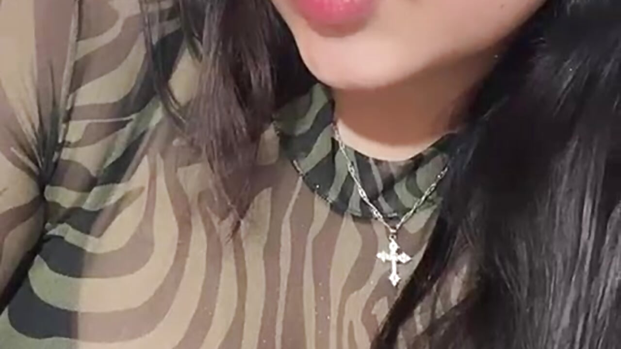 A nice greeting, I mean ❤️‍🔥 - video by imKattyRosse