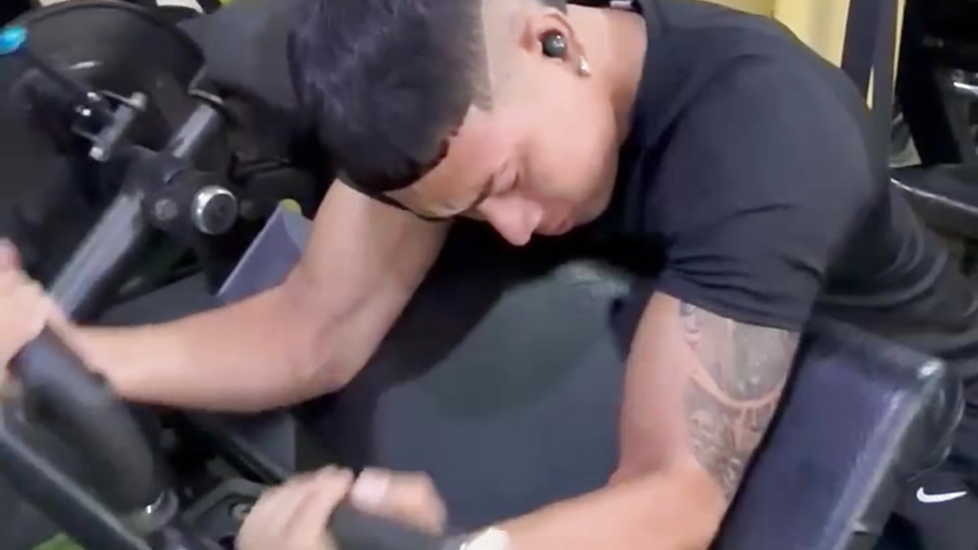 Vídeo  9274 de modelo de vídeos Carlitosexx09 – em alta