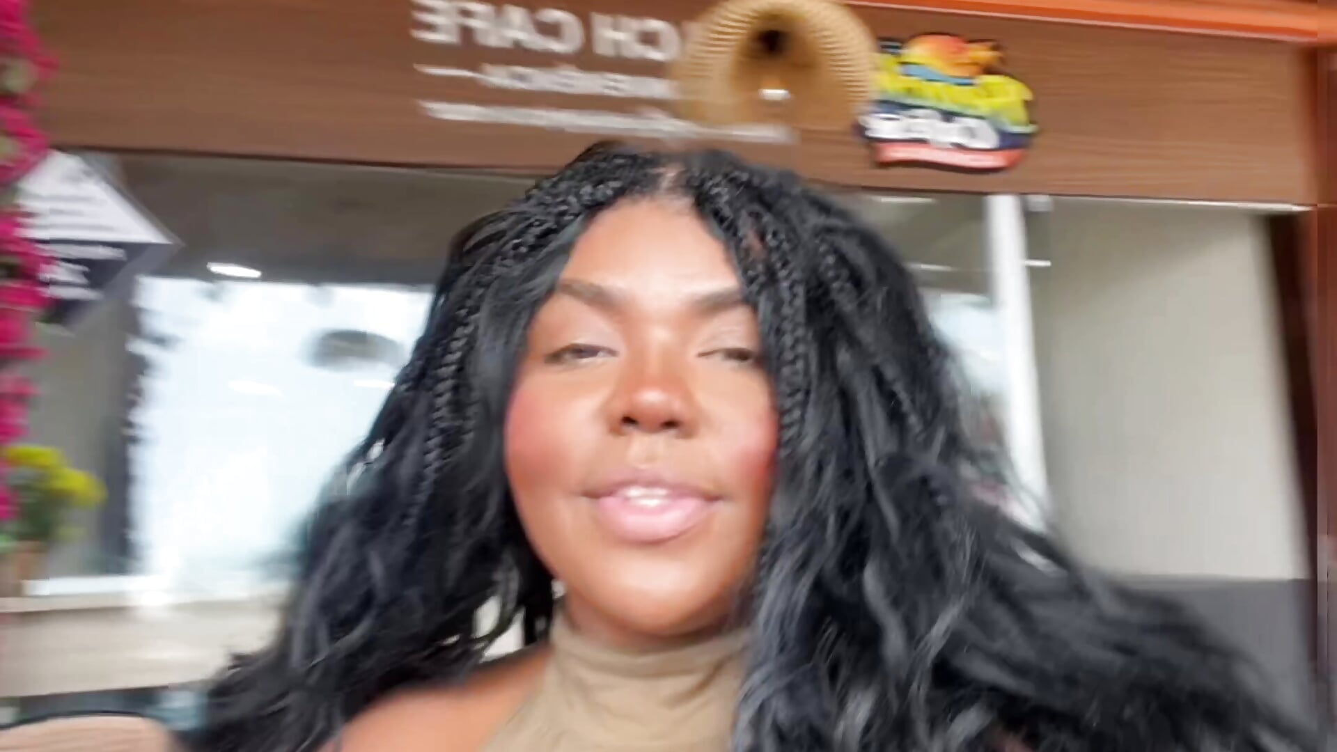 Prazer sou a Victoria - video by vicbbw