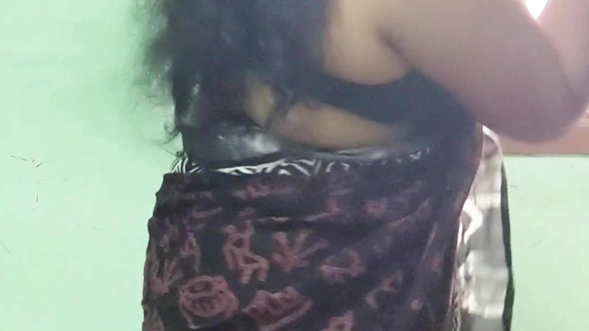 1000032360 - video oleh model kamera Abhi751999
