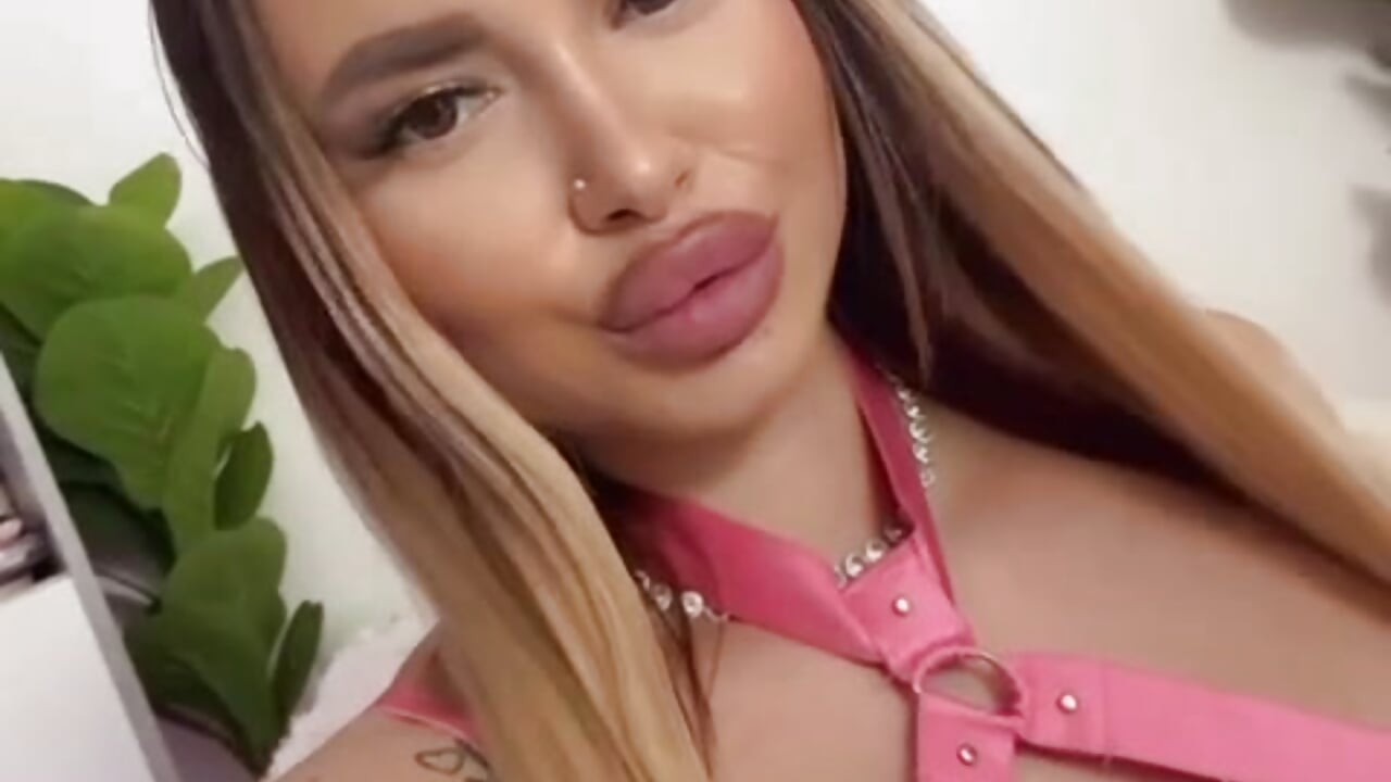 Hi! I’m Anita 😏 - vídeo de Lunna_Noirre modelo de câmara