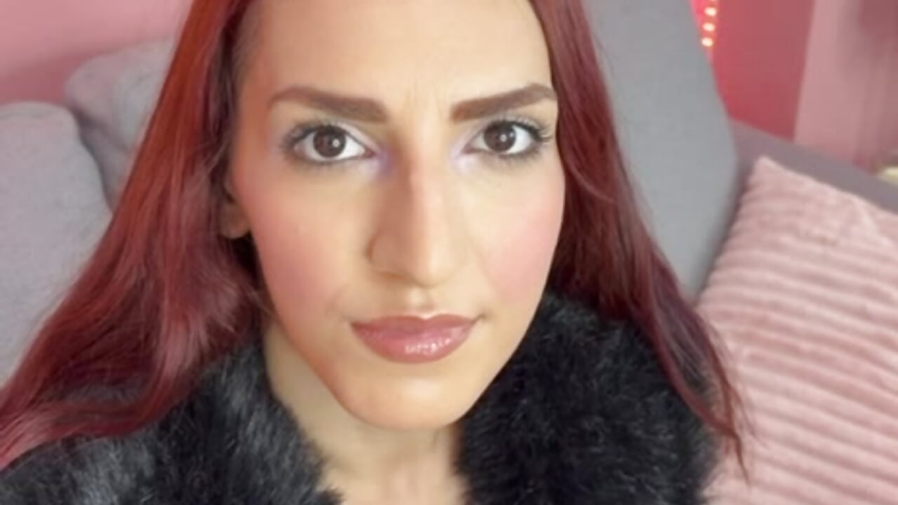 xox - video di AntoniaRosse_ modella di cam