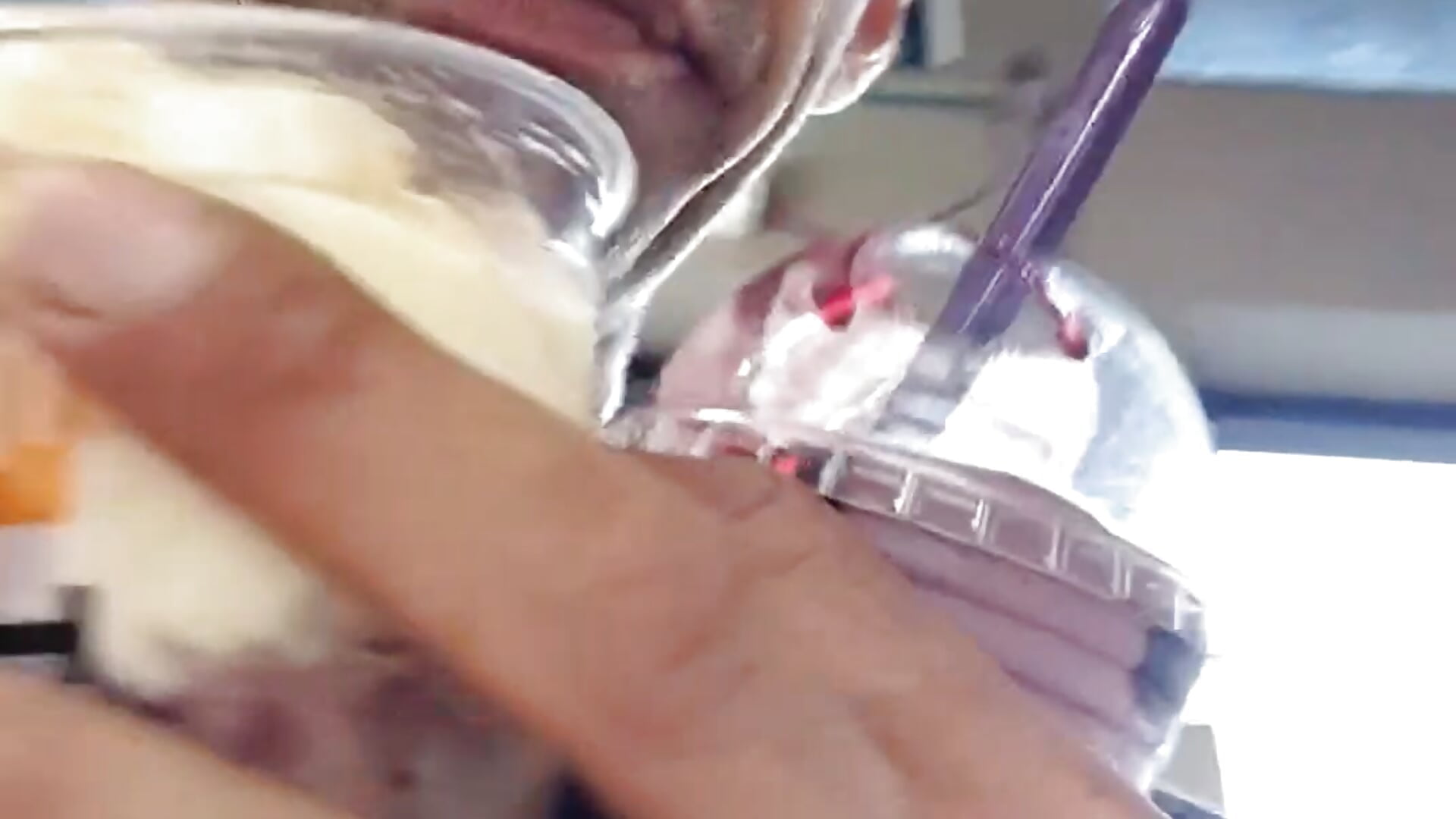 Vício adoro chupar- buceta geladinha .. - video của người mẫu cam duhhh1555