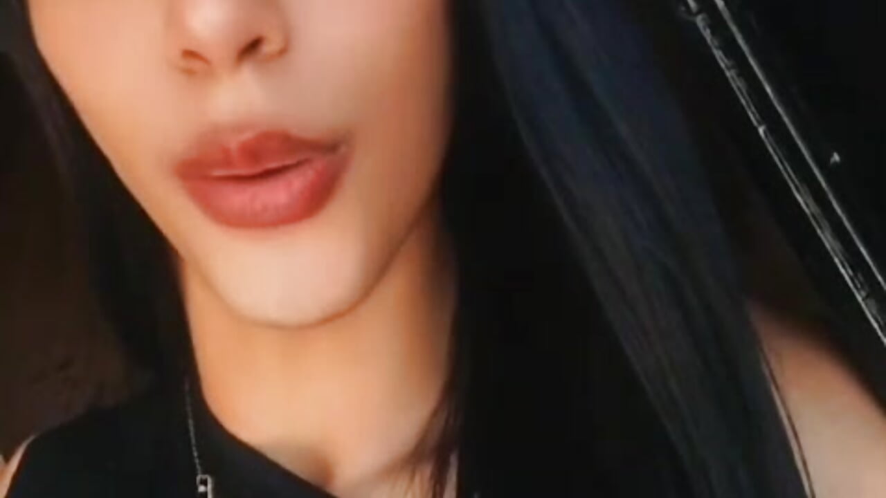 🧡💚💙💖 - clip cu Amelia_Montenegro model videochat