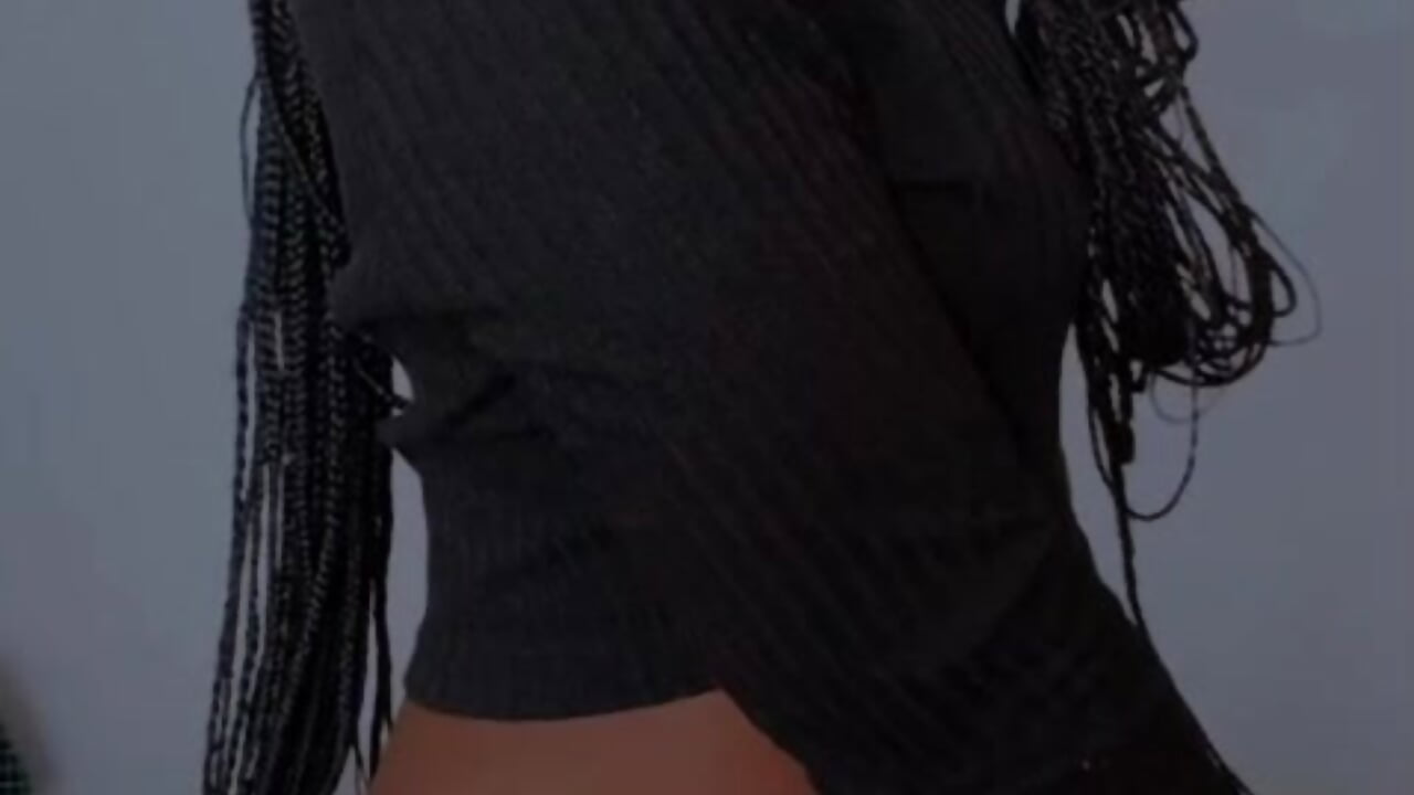 Sexy Riry - video di rirypunany modella di cam