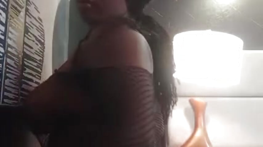 A little temptation never hurt - Video von KiraClay Cam-Model