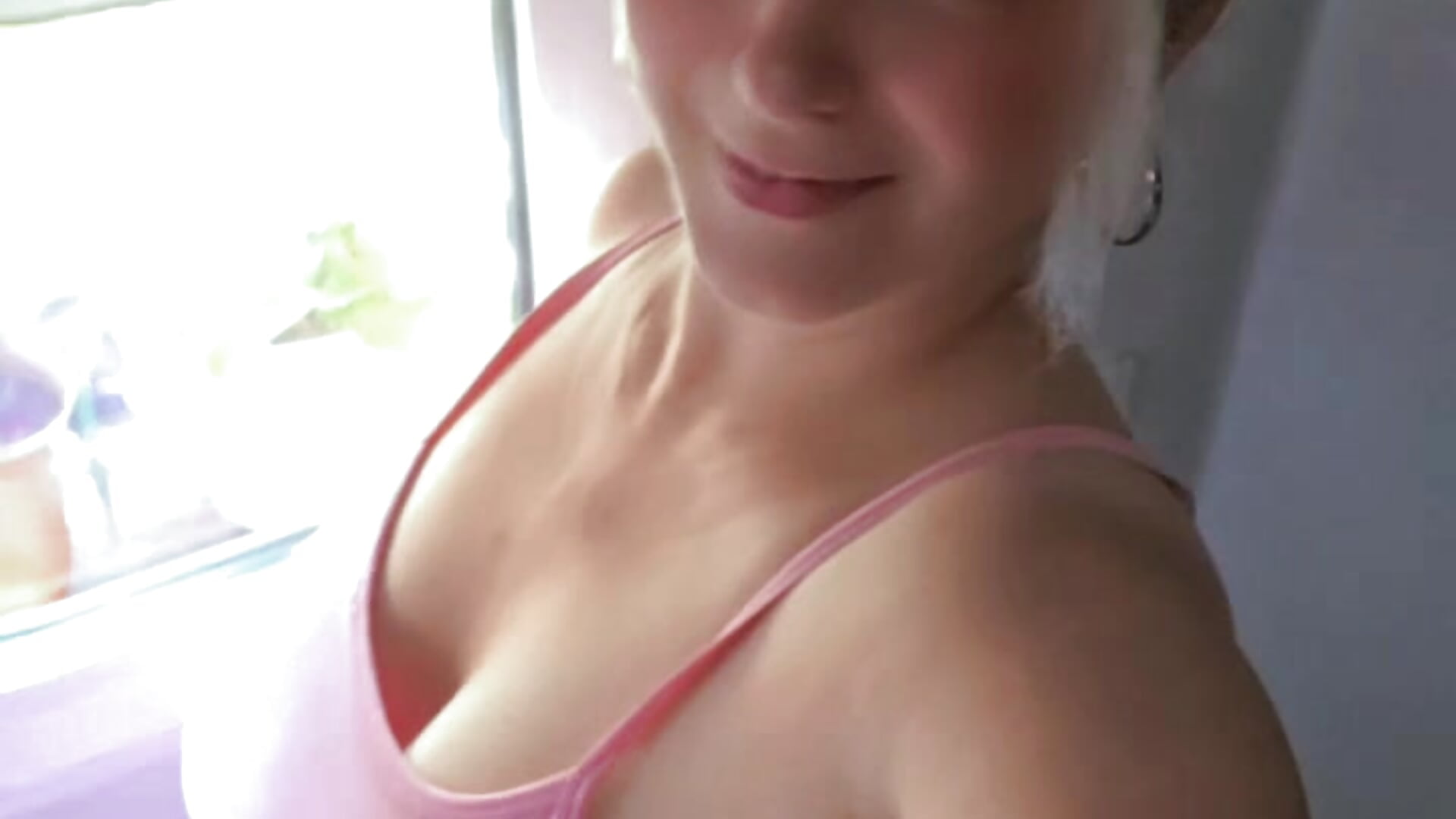 1000019652 - video oleh model kamera blonda27