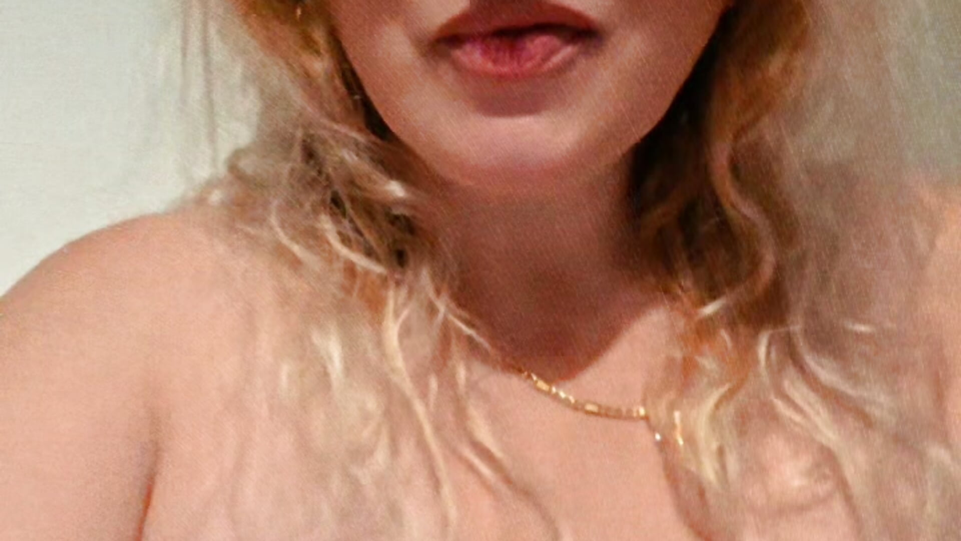 Vă kiss - فيديو من blonda27 موديل الكام