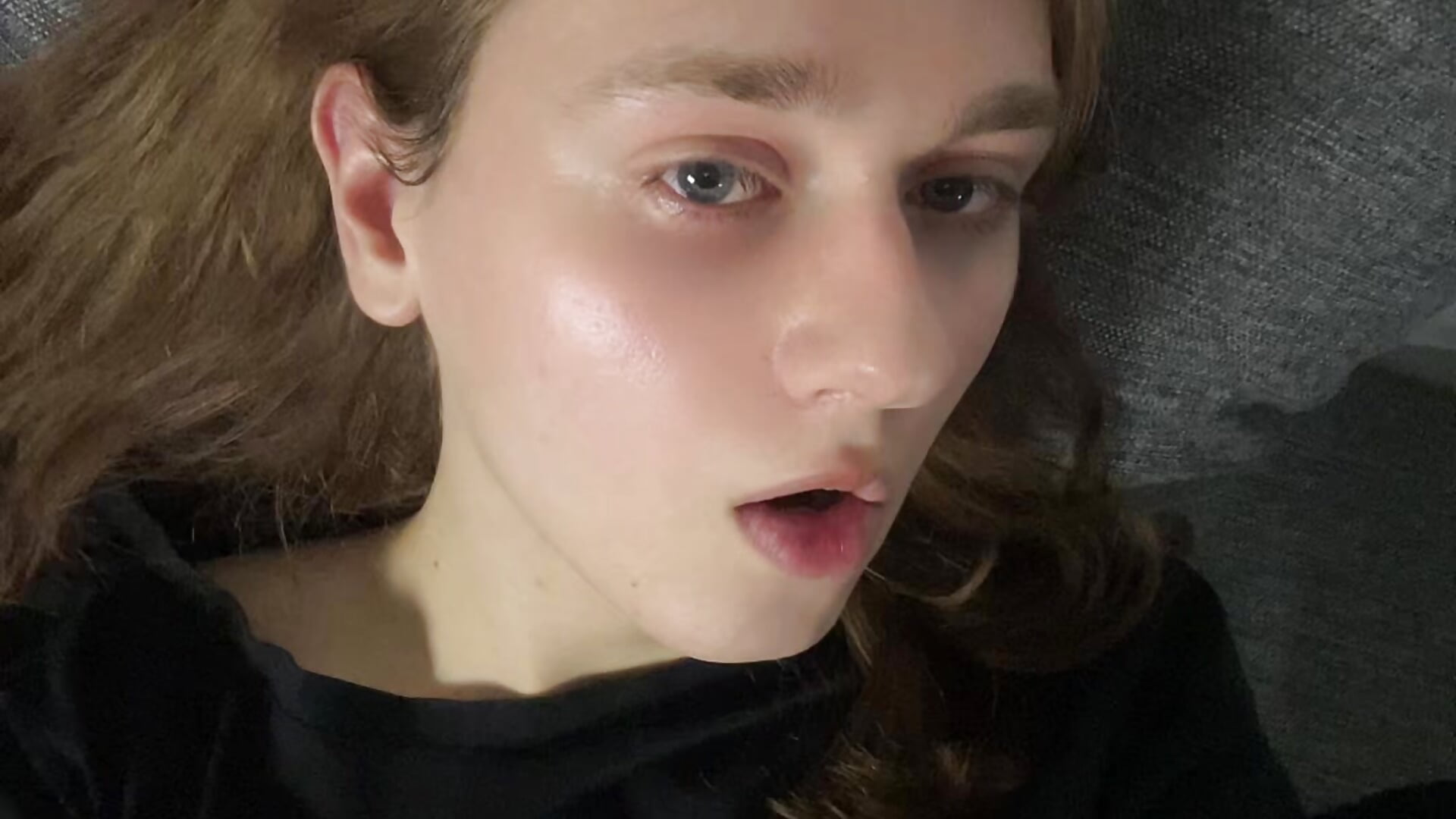 Just Me Being Me 💋 - video di horny_erica modella di cam