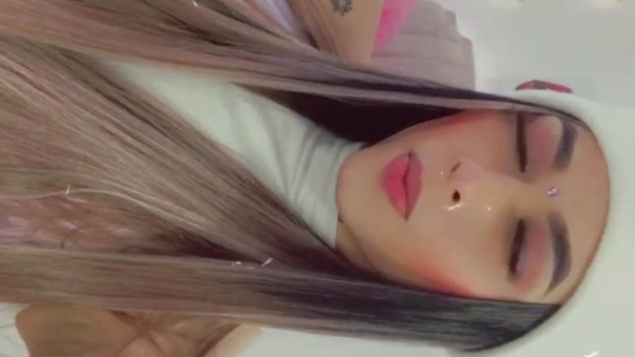 Any bad boy for me? – video modela na kameri Sweetandreagil7