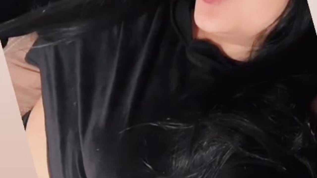 (●'◡'●) – video modela na kameri ChloeX_X