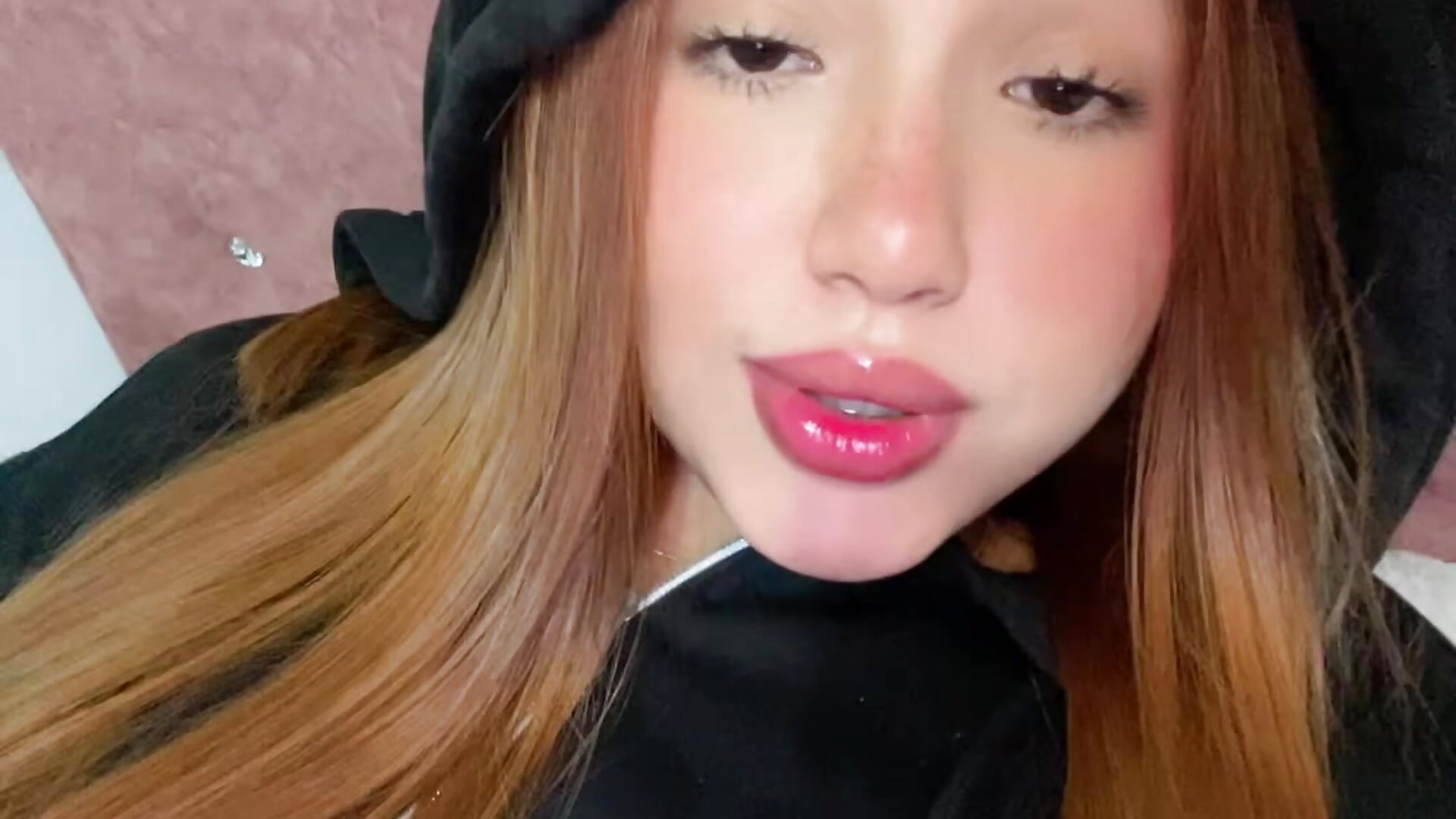 🖤 - vídeo de Zoe_lu