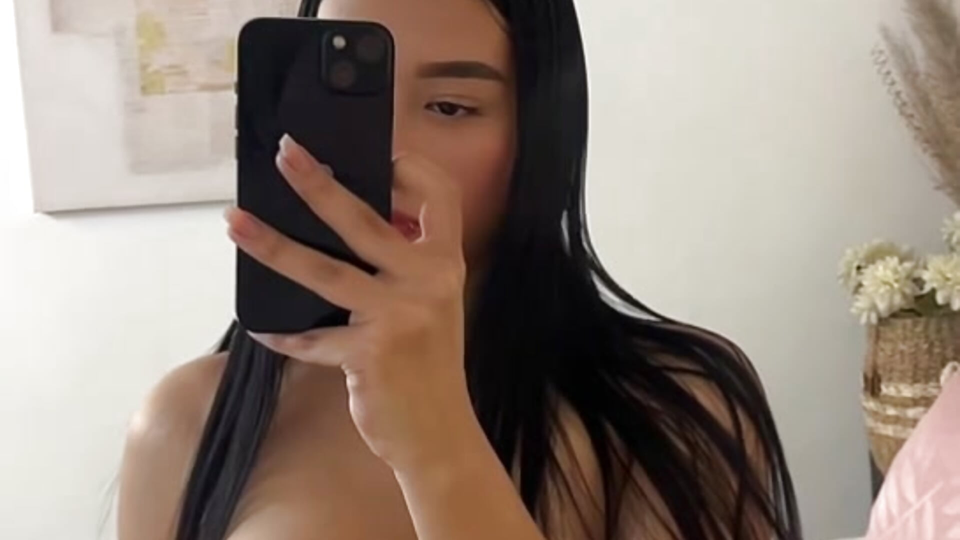 😈 - video od modelky/modela Gia_Valenti_