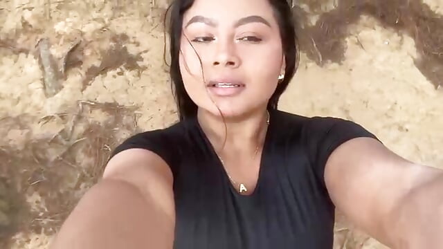 🌸🎀Enjoying nature🌸🎀 - Vídeo de ValeeFox1, modelo de vídeos