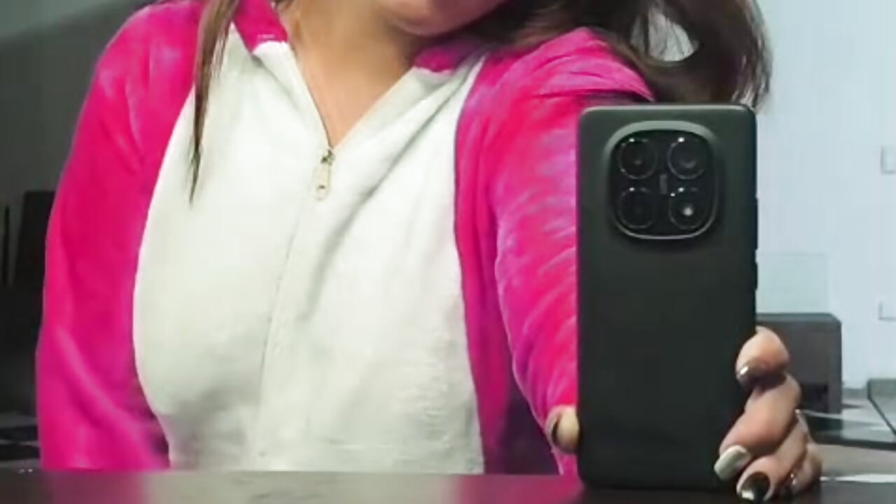 hi my love – video modela na kameri vella_sex_