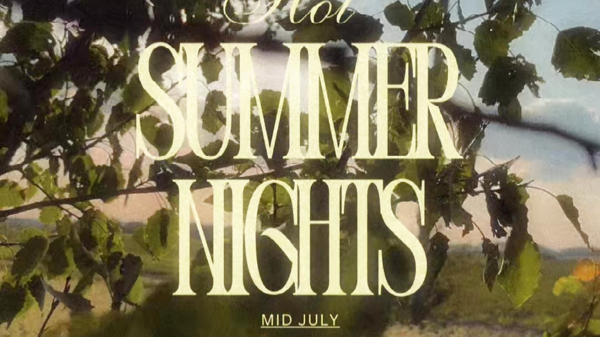 For me, summer is the most creative time of year 🥰 - video van AdrianaScott cam-model