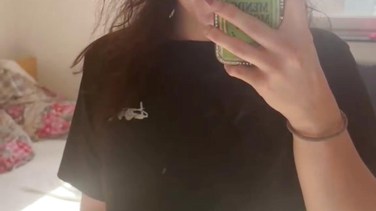 Me 💋 - video của người mẫu cam WildYasmin