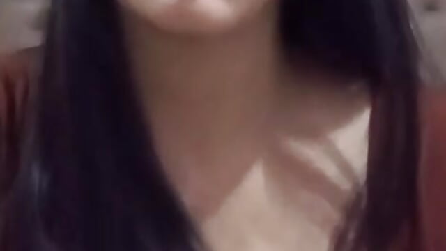 Fun time - video di DollyDreamz modella di cam