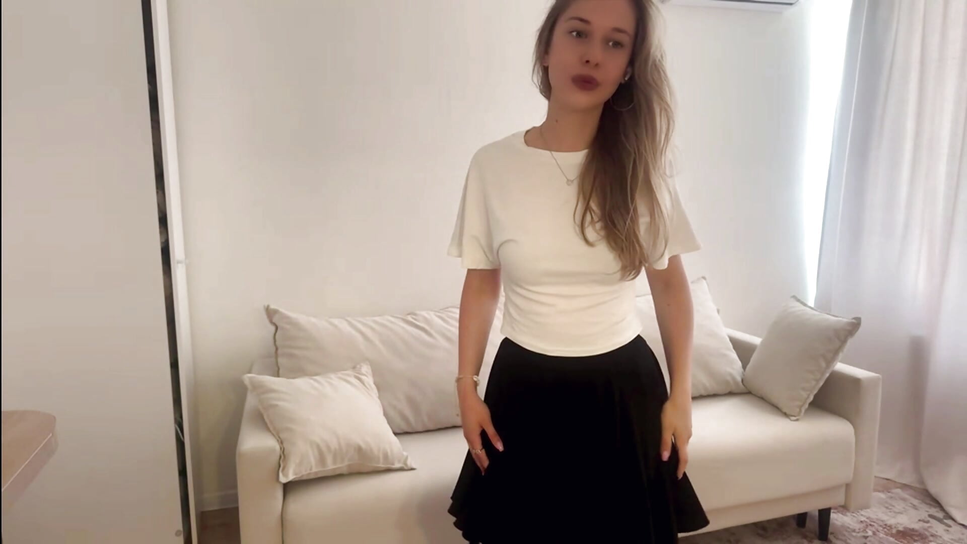 Dance - clip cu CuteMari model videochat