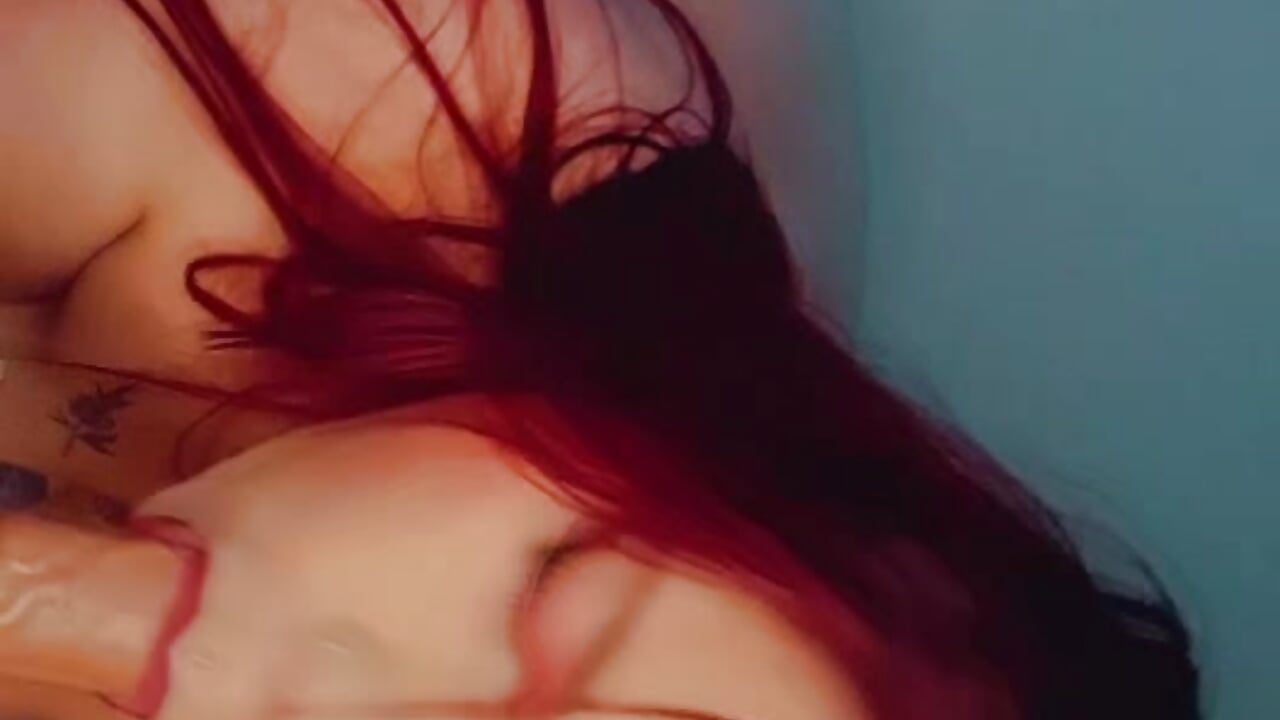 blowjob in position 4 - video av Latina_Curvy2 cam-modell