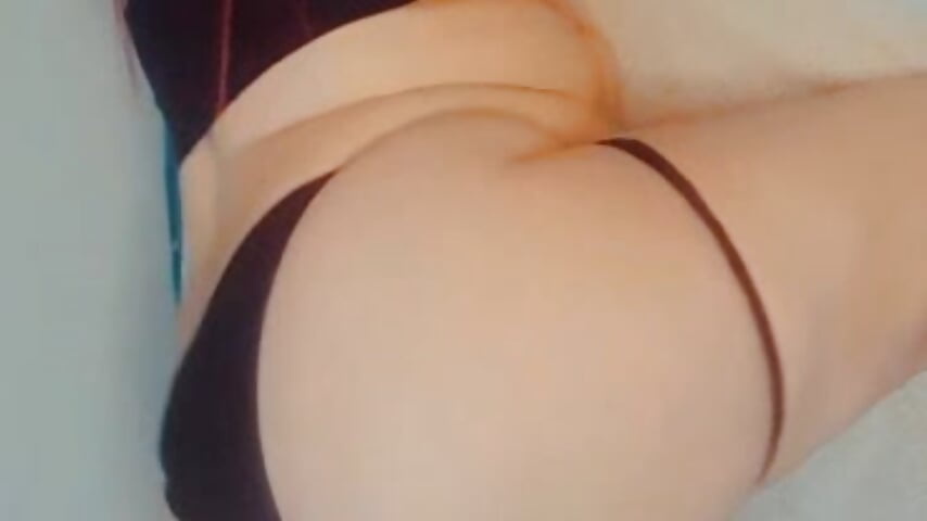 Butt bounce in position 4 - video av Latina_Curvy2 cam-modell