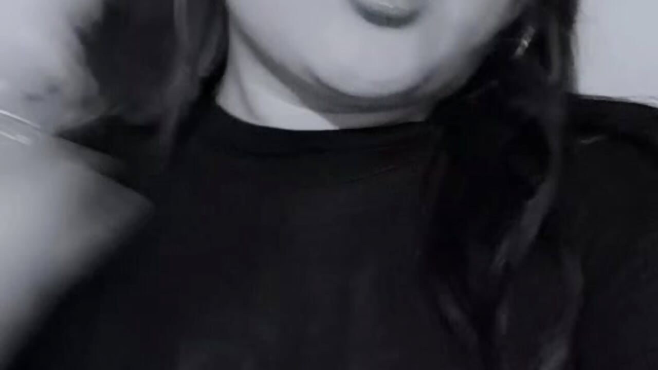 . - video av Latina_Curvy2 cam-modell
