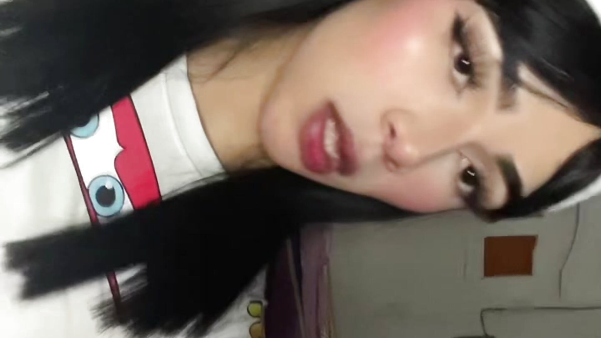 🤞🏼👅 - video by lia_girl