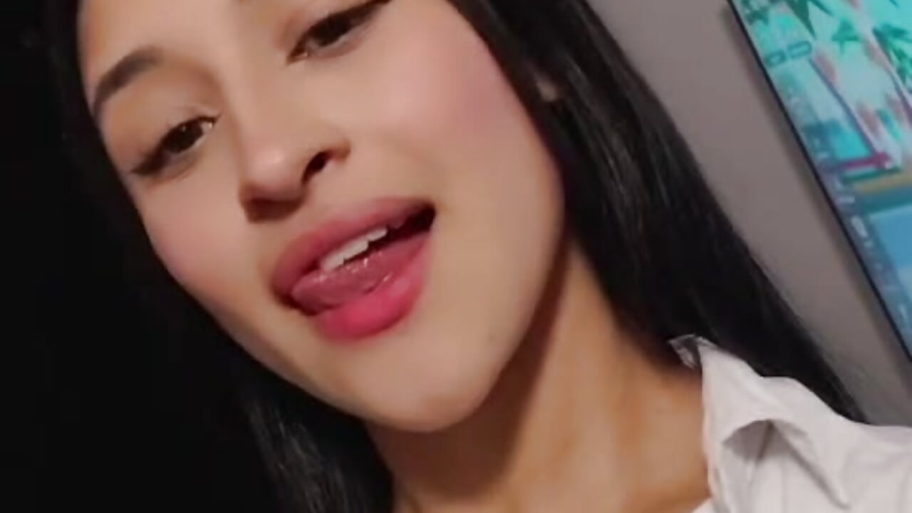 hailey cute - video by hailey_one