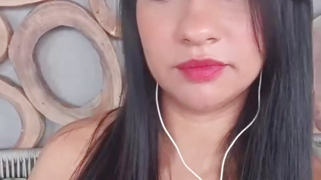 😊🤭 - clip cu lauren_sm model videochat