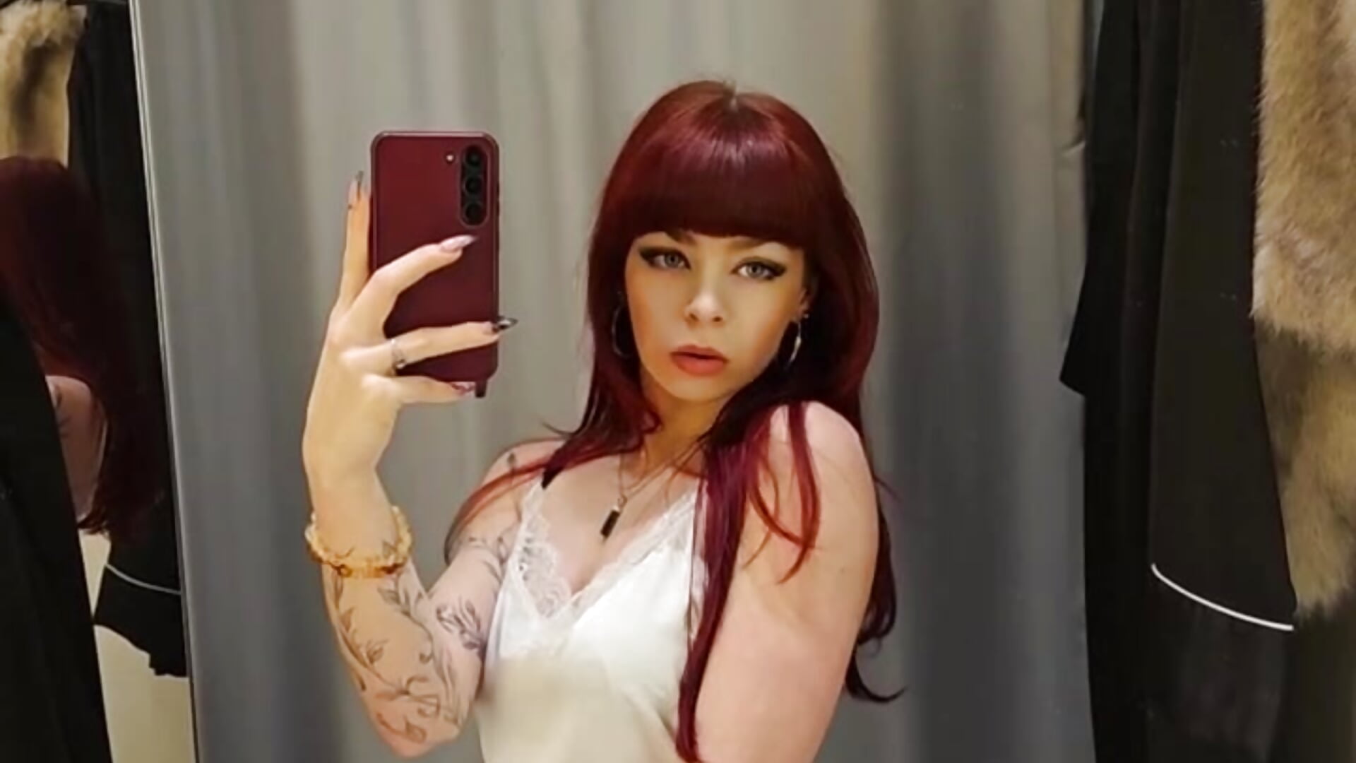 All in white tonight hihi - video by CuteCassi cam model