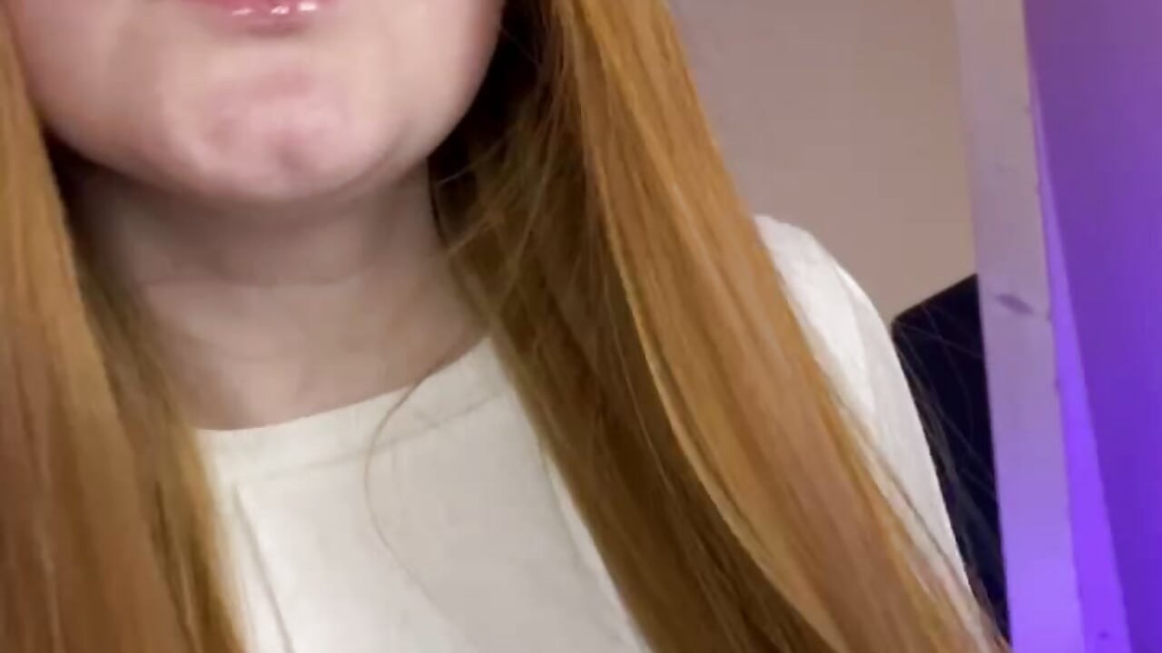 profile-intro-video-1786805544 - Video von ScarletWants Cam-Model