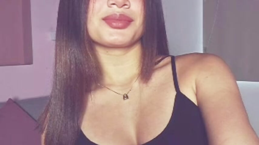 ♥ – video od webkamerové modelky AuroraMoore_Pinkk
