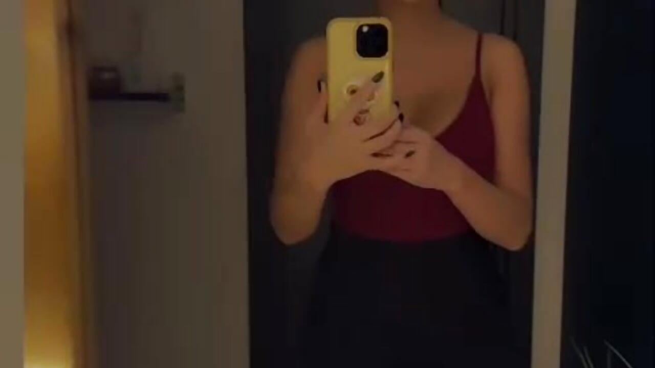 🐈‍⬛ - Dariansika adlı kamera modelinin videosu