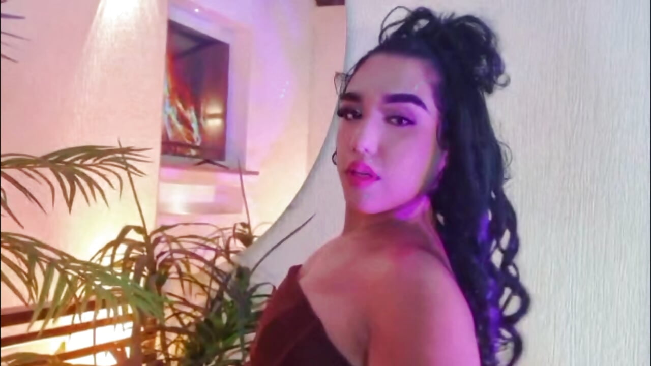 A sweet girl with a very naughty appetite. - vidéo du modèle de showcams DANNa-SOF