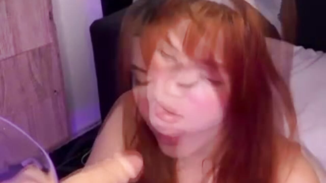 🤤👅 - video by Anara_Maolis cam model