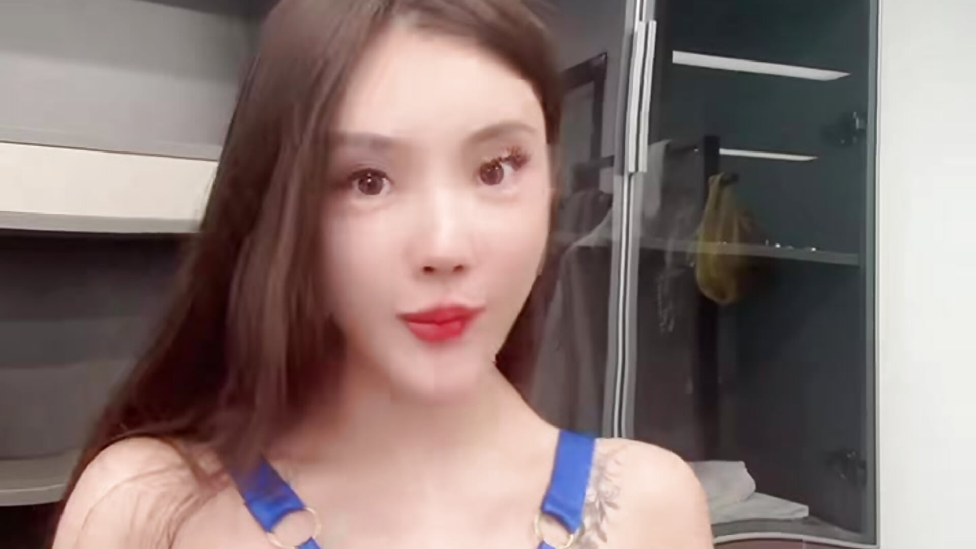 解析性爱和音乐Analyzing love and music - clip cu Lasouris5254 model videochat