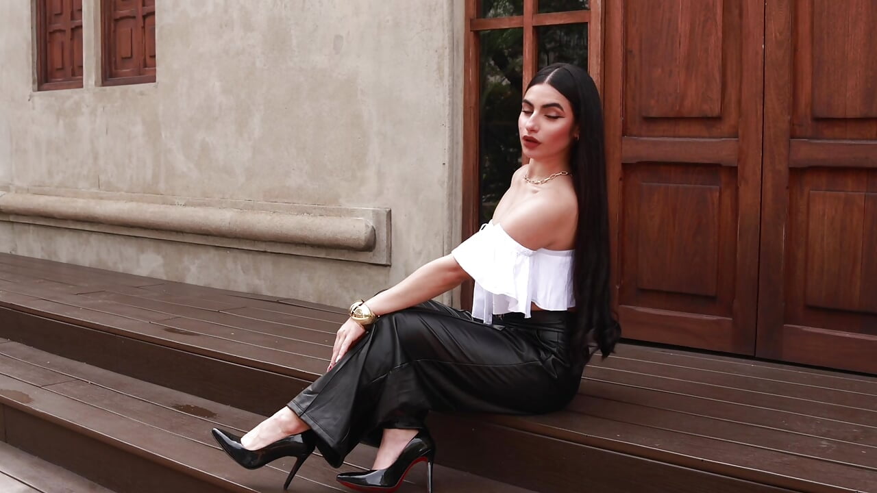 Feeling Fancy — filmik AlmaWhitmore, modela(-lki) na kamerkach