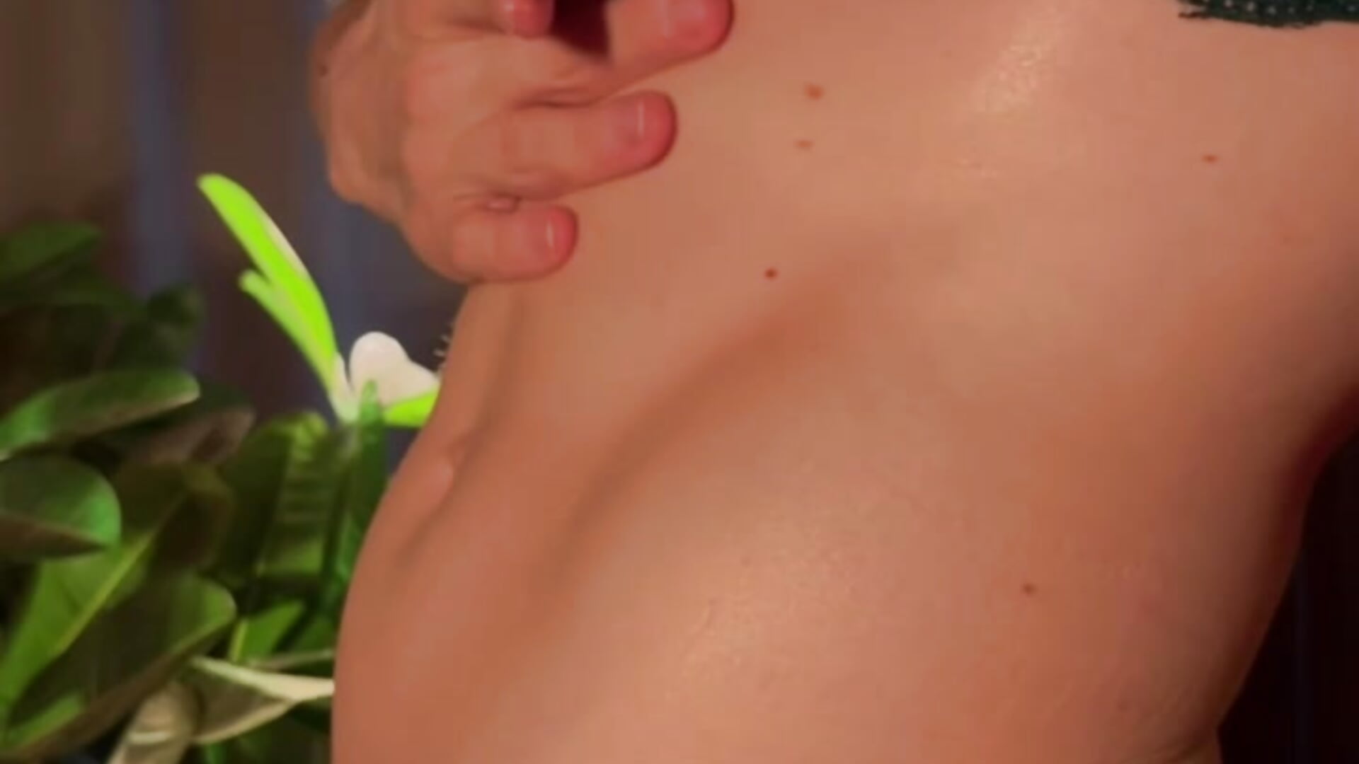 do u like it when oil gently coats ur body?