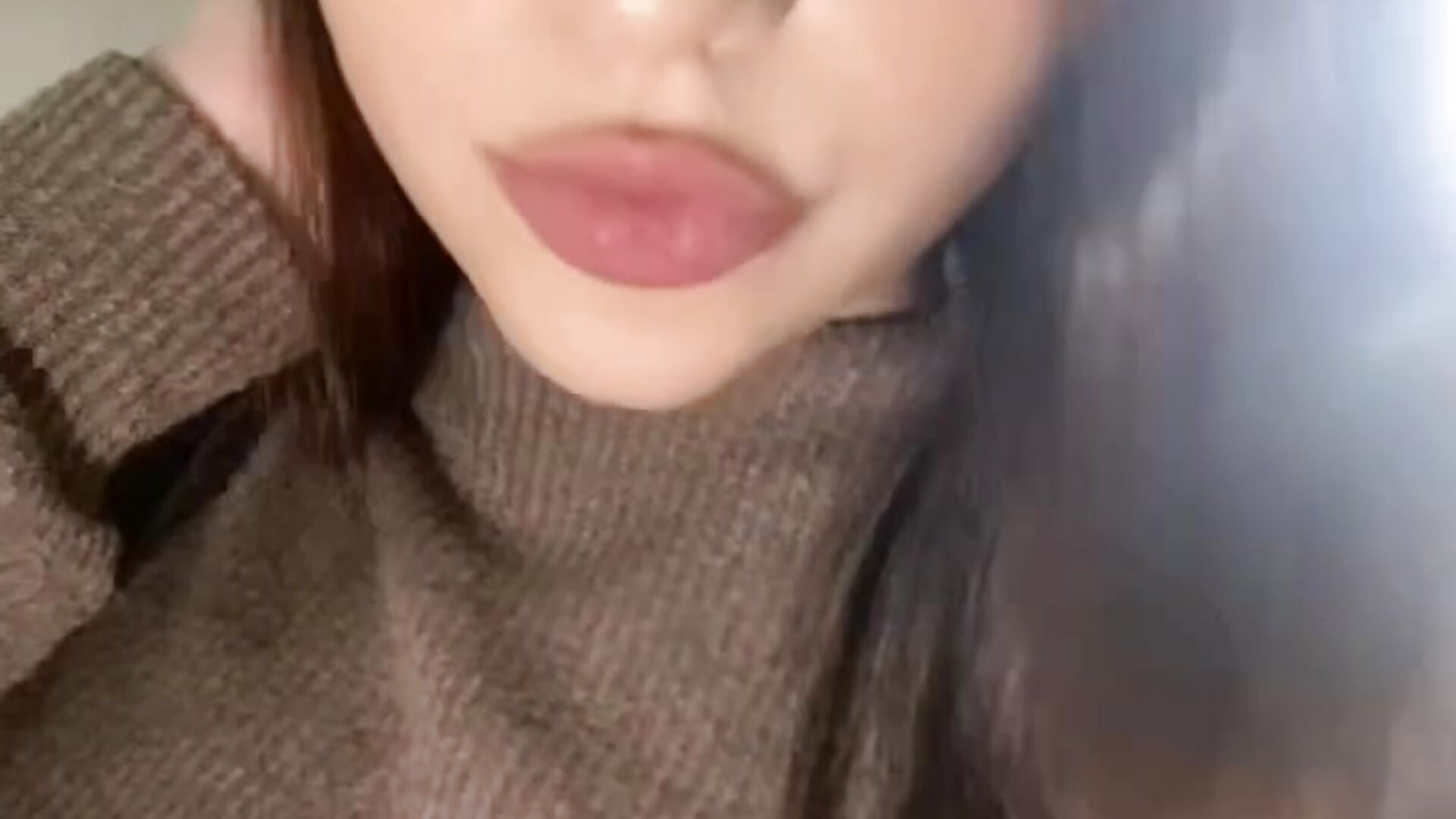 Why you so obsessed with me?😇 - vídeo de la modelo de cam RossieKinnie