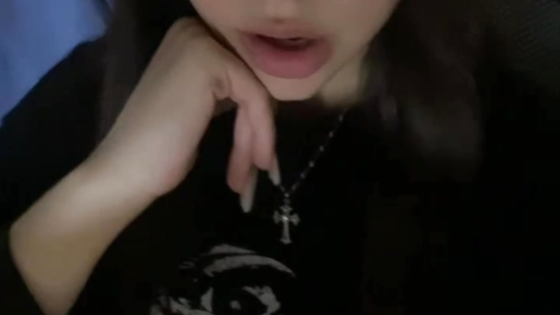 I love trends, how about you?😝 - Video von RossieKinnie Cam-Model