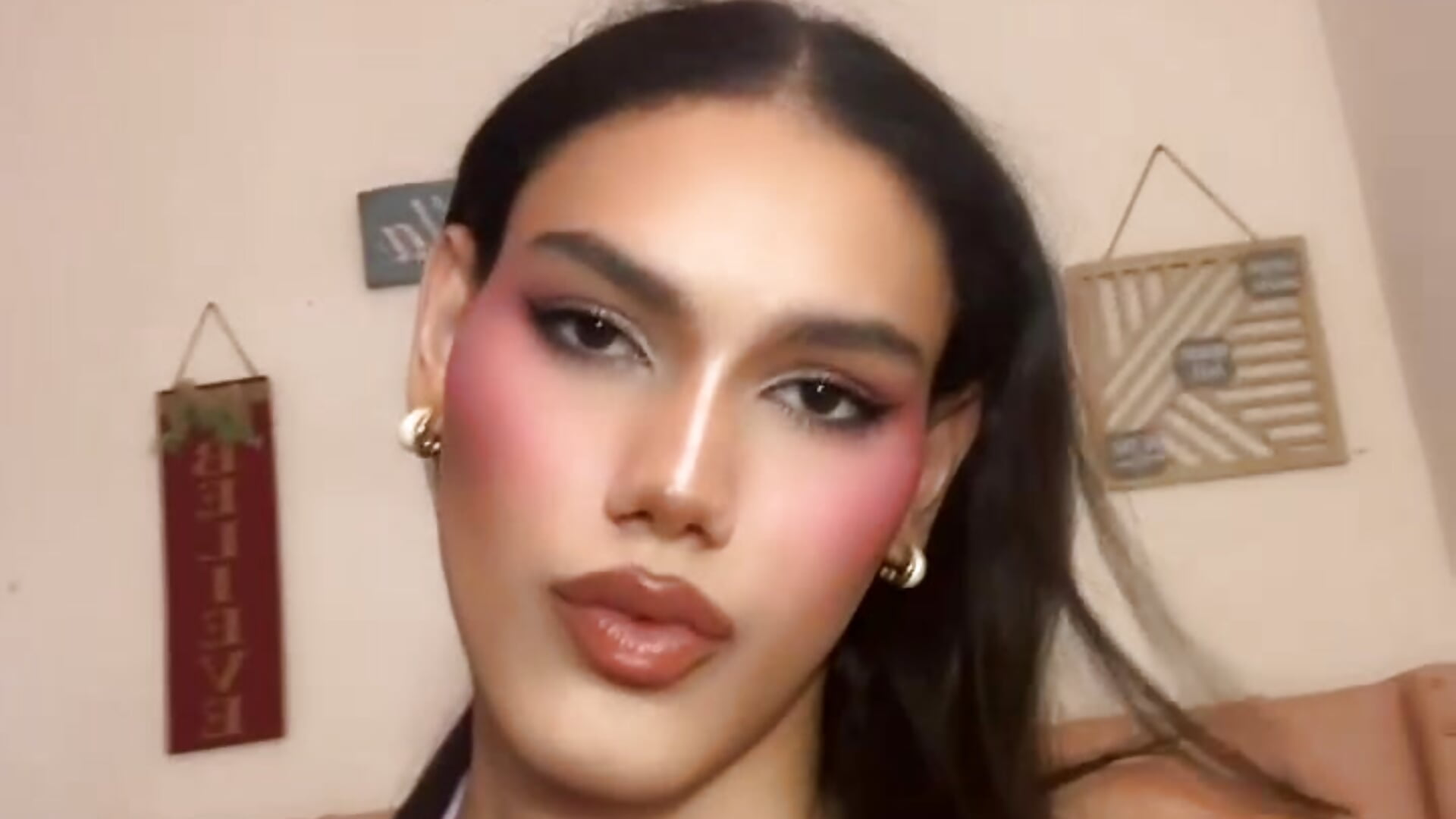 VID-20260821-WA0051 - video by isabela_lovestory_ cam model