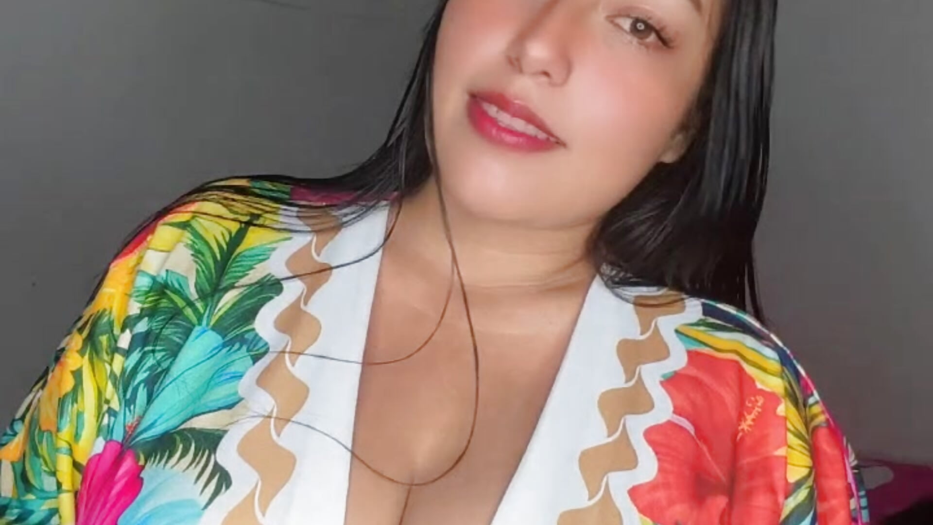 Tu mandas en mi con tus tokens - video di Conejitalulu modella di cam
