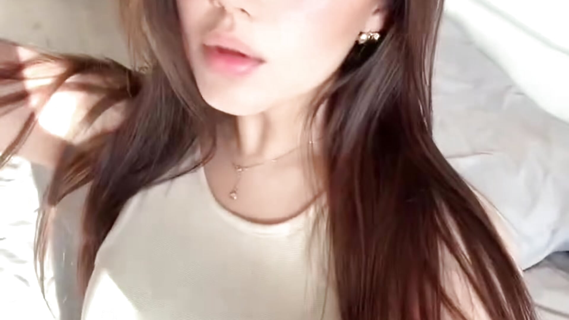 what you feel while you look at my eyes – video modela na kameri valeriya_cute