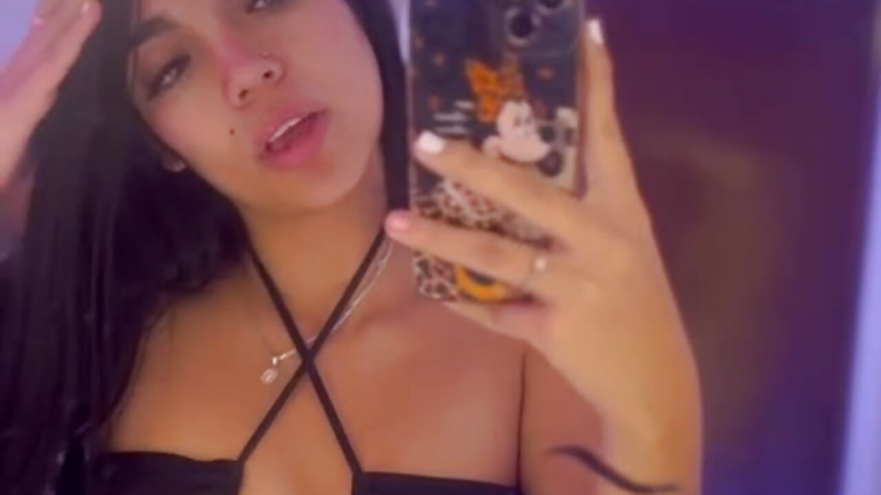 🌸🌸 - video by VALENBLOOM_TAY cam model
